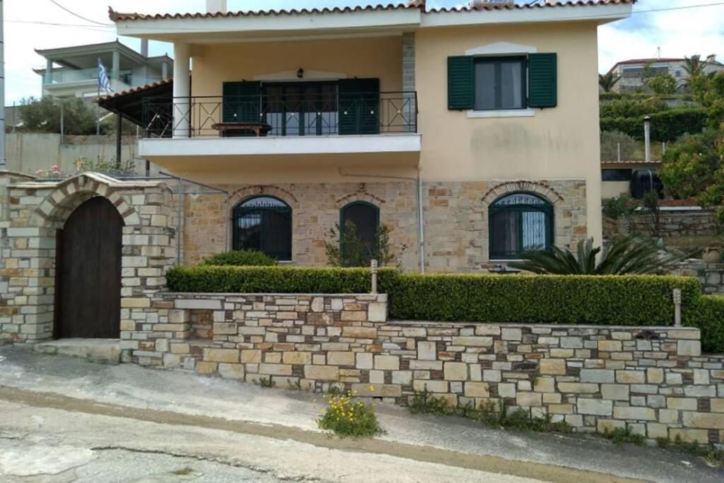 Villa Roses-Mourteri Exterior foto