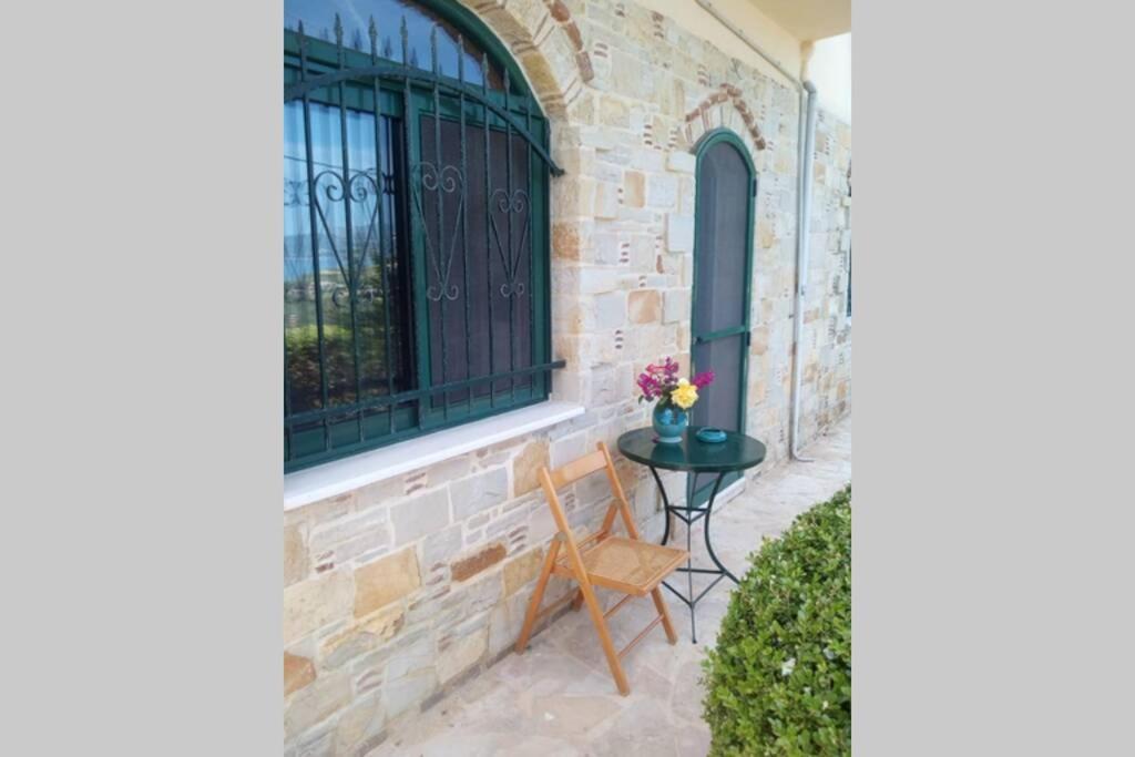 Villa Roses-Mourteri Exterior foto