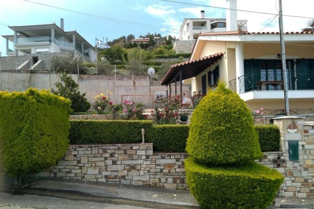 Villa Roses-Mourteri Exterior foto